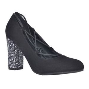 Black Janet Pump - Women  6.5 New In Box